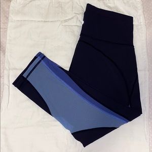 Lululemon Cropped Mesh Color Block Leggings